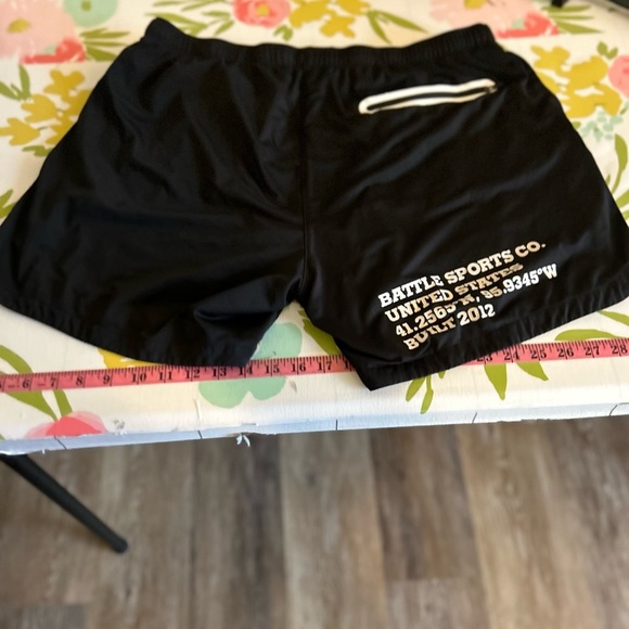 Battle XL Men's black Atheltic Shkrts With Built in Under Shorts - Picture 2 of 11